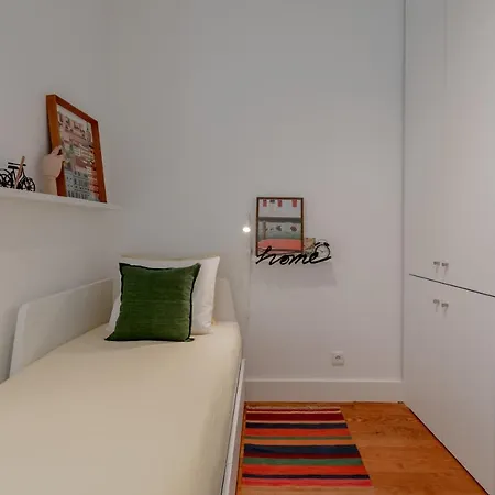 Industrial Haven - Downtown Апартаменты