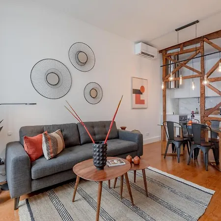 Апартаменты Industrial Haven - Downtown *